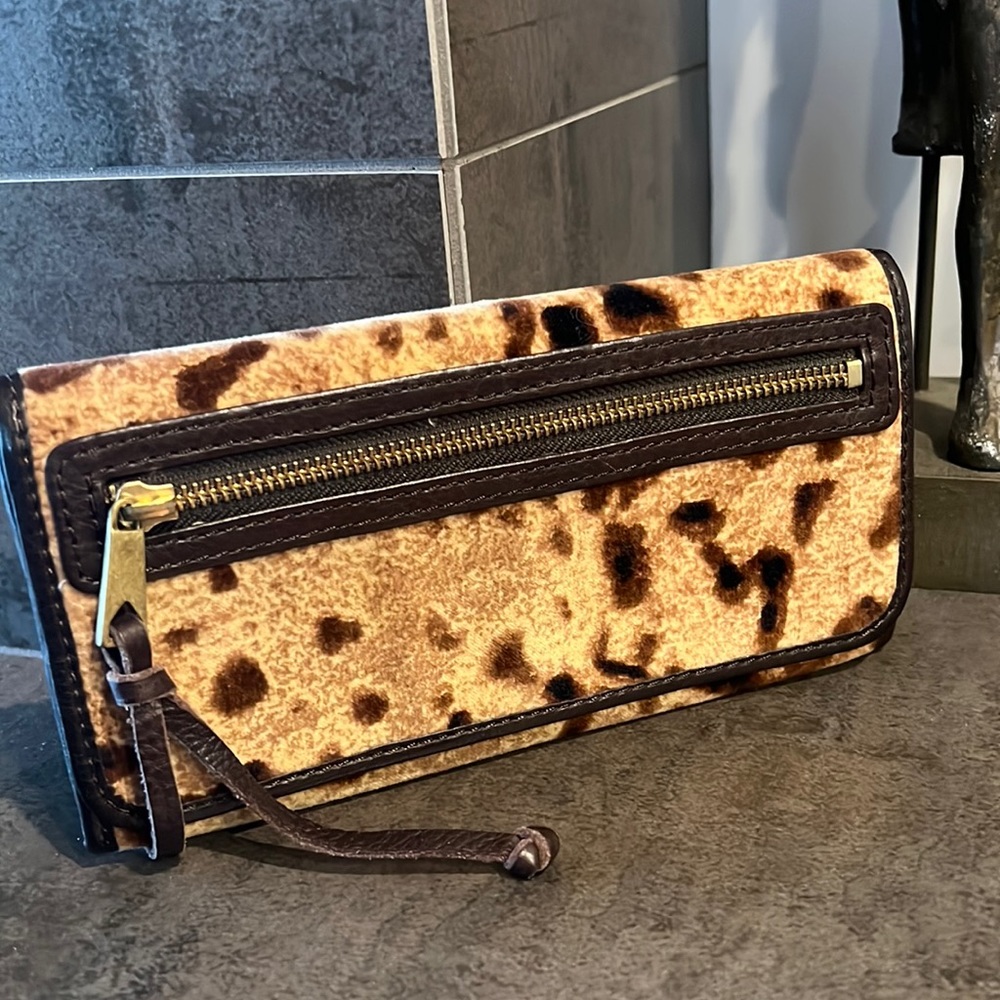 Banana Republic Leopard Print Velvet Envelope Wallet Large
